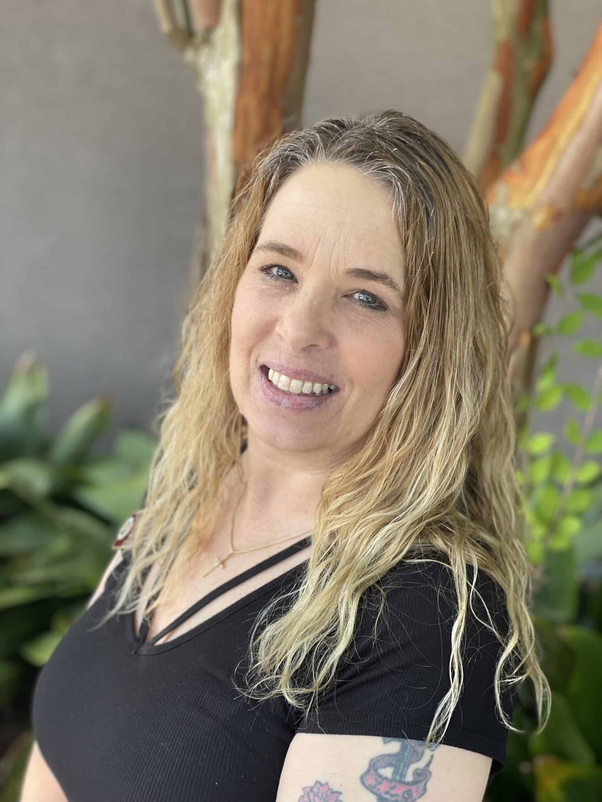 Mary Burnett Headshot